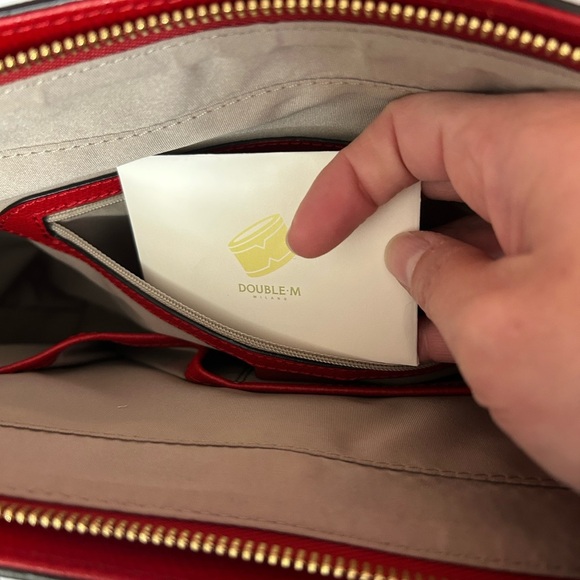 Double M Milano Elegant Red Tote Bag - Picture 6 of 9